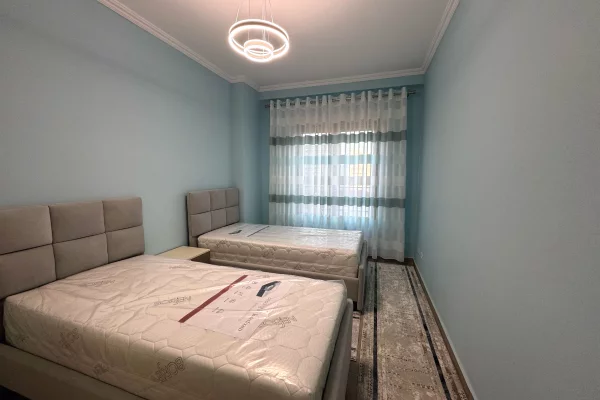Shtepi me qera Apartament ne Tirane, 2+1, Mobilimi E mobiluar, Pagesa 747  Euro.