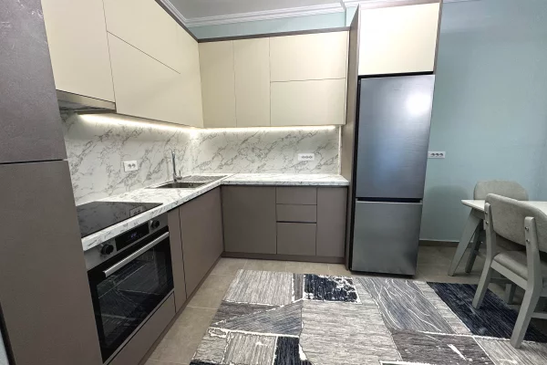 Shtepi me qera Apartament ne Tirane, 2+1, Mobilimi E mobiluar, Pagesa 747  Euro.