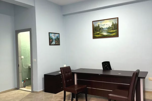 🏢 Jepet ambient me qira në Don Bosko