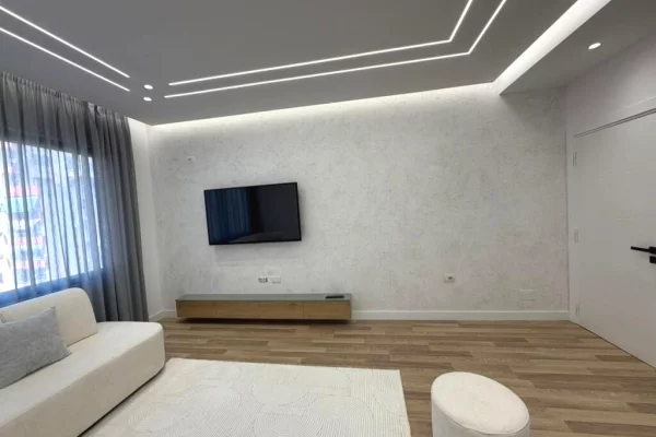 Shtepi ne shitje Apartament ne Tirane, 1+1, Mobilimi E mobiluar, Pagesa 119,997  Euro.