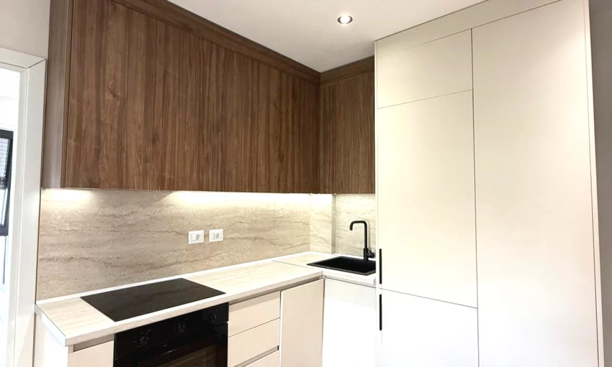 Shtepi me qera Apartament ne Tirane, 1+1, Mobilimi E mobiluar, Pagesa 797  Euro.