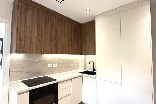 🏡 Apartament 1+1 me Ballkon për Qera – Komuna e Parisit