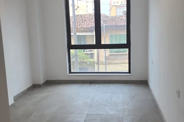 Shtepi ne shitje 2+1 ne Tirane - 320,000 Euro
