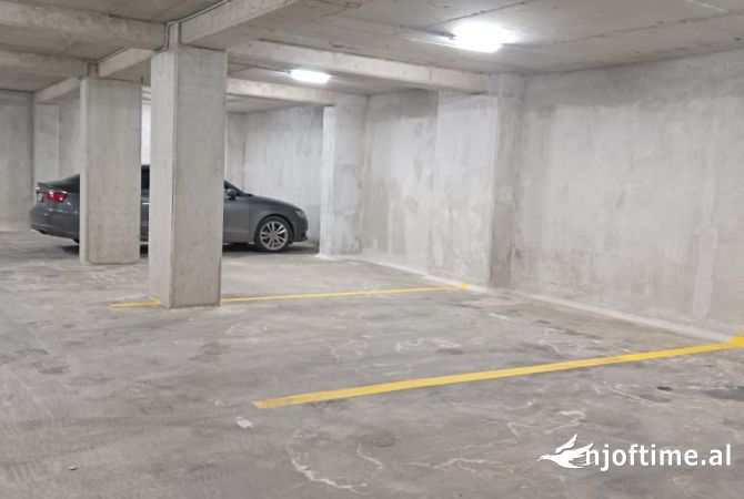 Garazh me qera 100Euro - Pallat i Ri Myslym Shyri