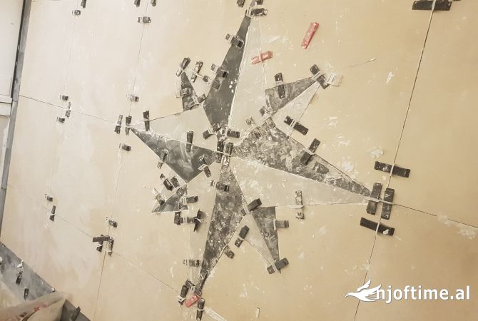 Kryejm punime  pllaka  / parket