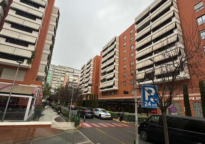 Ambient biznesi me qera 1+1 ne Tirane - 1,190 Euro