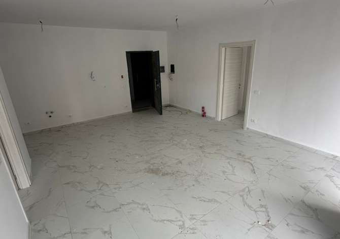 Ambient biznesi me qera 3+1 ne Tirane - 550 Euro
