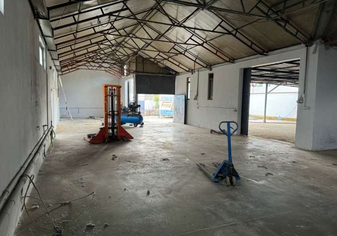 Ambient biznesi me qera 4+1 ne Tirane - 1,300 Euro