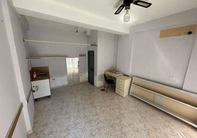 Ambient biznesi me qera 1+1 ne Tirane - 350 Euro