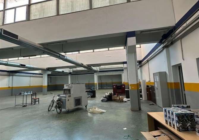 Ambient biznesi me qera 4+1 ne Tirane - 2,500 Euro