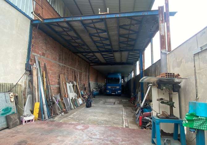 Business Property for Rent 4+1 in Tirana - 3,000 Euro