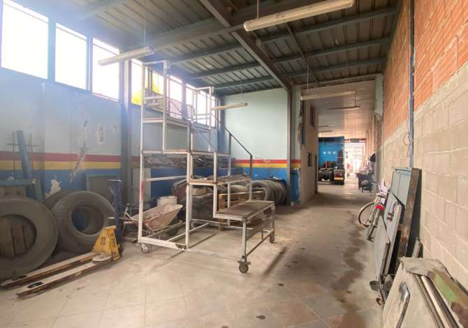 Business Property for Rent 4+1 in Tirana - 3,000 Euro