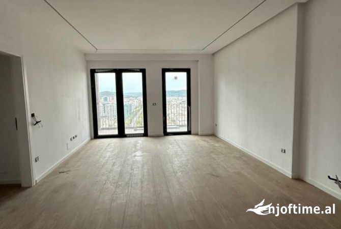 Business Property for Rent 3+1 in Tirana - 1,200 Euro