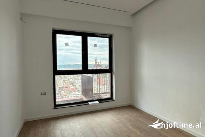 Business Property for Rent 3+1 in Tirana - 1,200 Euro