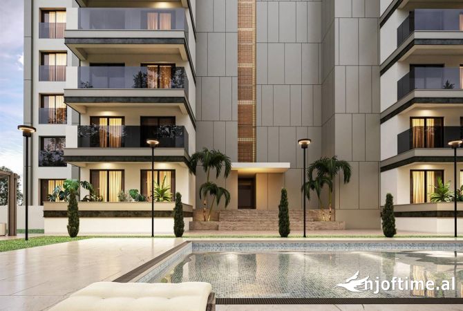 Ambiente Commerciale in Vendita 5+1 a Durazzo - 2,500,000 Euro