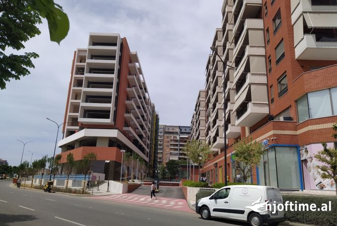 Business Property in Sale 4+1 in Tirana - 35,000 Euro
