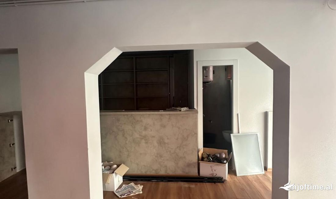 📢 Ambient Biznesi me Qira te Sheshi Willson ne Bllok.Sip:132 m2🔑