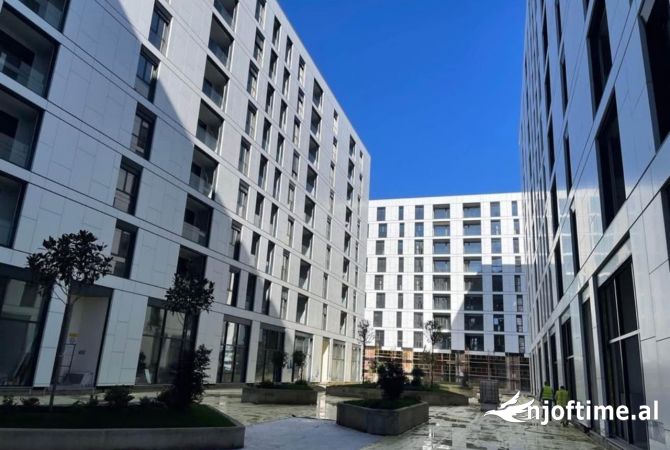 Shtepi ne shitje Apartament ne Tirane, 2+1, Mobilimi Bosh, pa mobiluar, Pagesa 141,000  Euro.