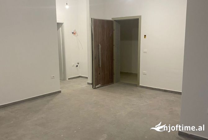 📣Jepet Apartament 1+1 me Qira per Zyra te Fusha e Aviacionit🔑