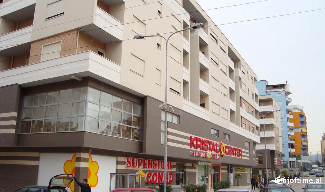 📣Shitet Ambient Biznesi tek Komuna e Parisit🔑