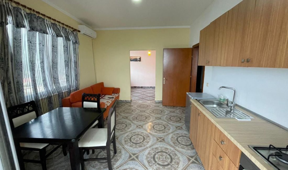 Shtepi ne shitje Apartament ne Lezhe, 2+1, Mobilimi E mobiluar, Pagesa 74,000  Euro.