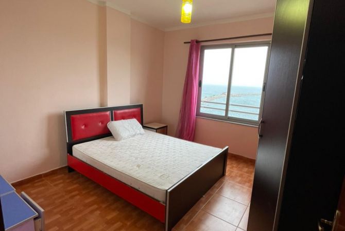 Shtepi ne shitje Apartament ne Lezhe, 2+1, Mobilimi E mobiluar, Pagesa 74,000  Euro.