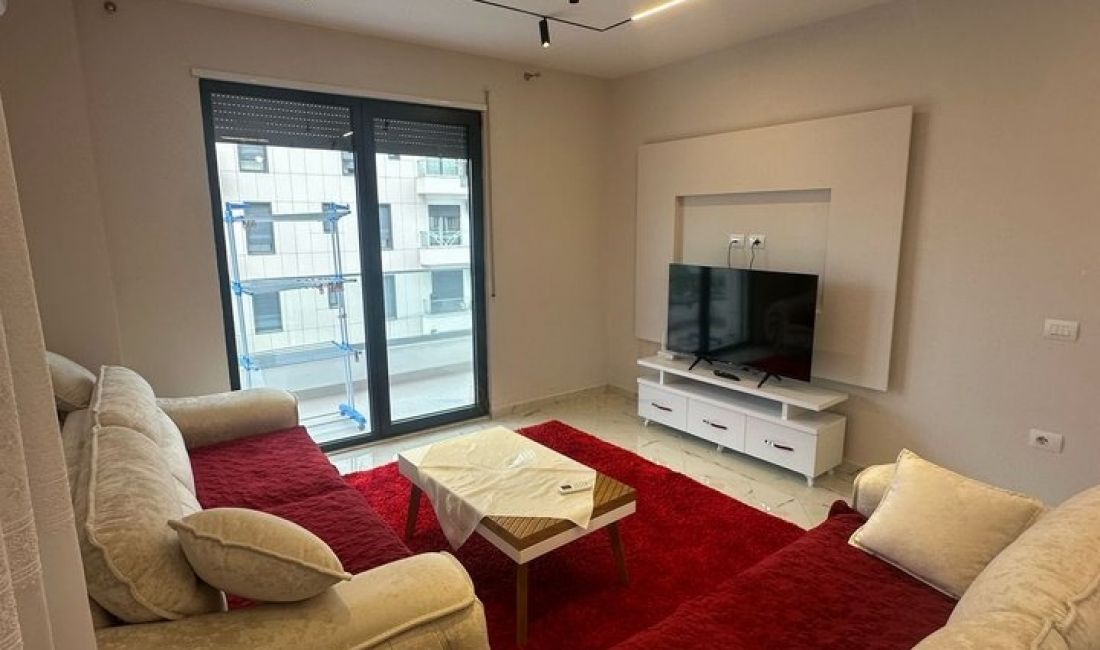 Shtepi me qera Apartament ne Tirane, 2+1, Mobilimi E mobiluar, Pagesa 700  Euro.