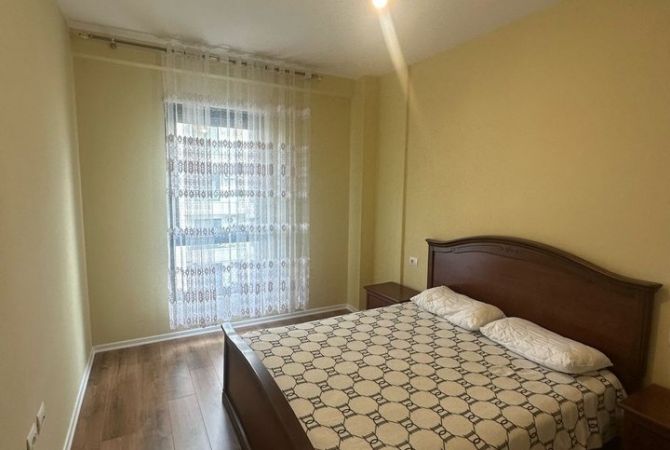 Shtepi me qera Apartament ne Tirane, 2+1, Mobilimi E mobiluar, Pagesa 700  Euro.