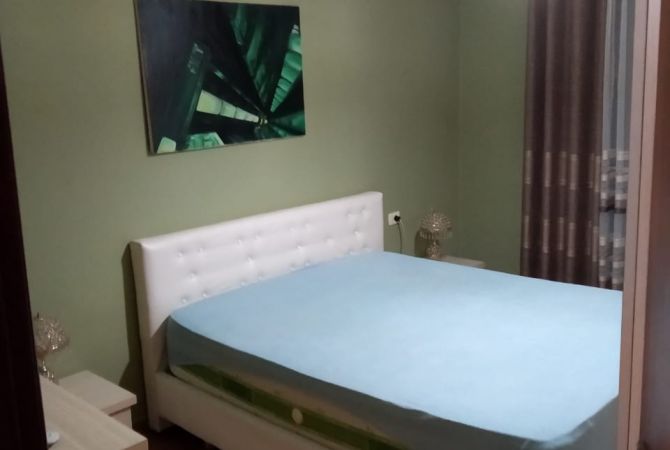 Shtepi me qera Apartament ne Tirane, 2+1, Mobilimi E mobiluar, Pagesa 450  Euro.
