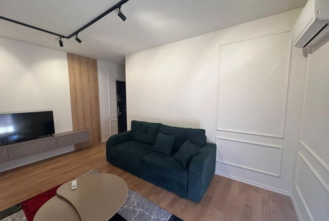 Shtepi me qera Apartament ne Tirane, 1+1, Mobilimi E mobiluar, Pagesa 550  Euro.