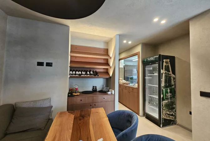 🍽️Jepet me Qira Restorant, Afer Kodres se Diellit,Tirane!