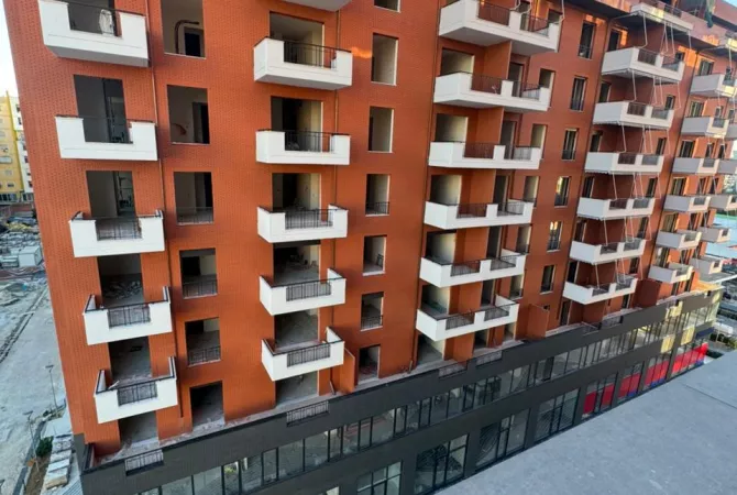 Business Property for Rent 1+1 in Tirana - 400 Euro