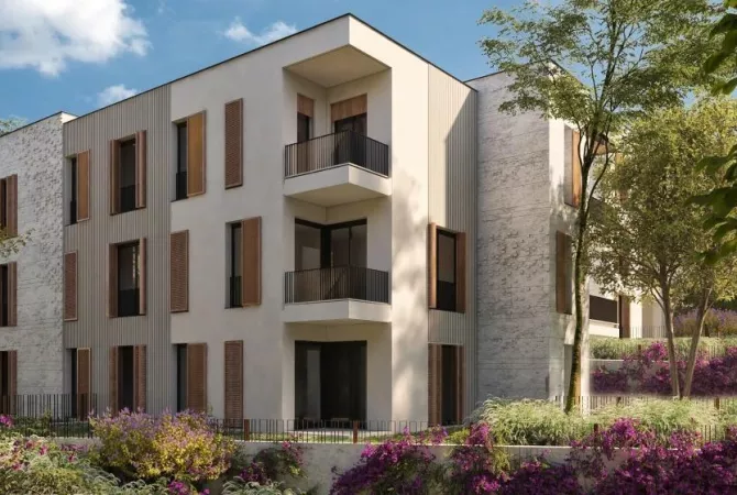 Shtepi ne shitje Duplex(shtepi me 2 kate) ne Tirane, 2+1, Mobilimi Bosh, pa mobiluar, Pagesa 350,000  Euro.