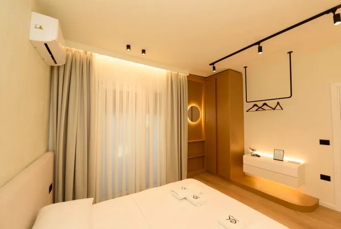 Shtepi ne shitje Apartament ne Vlore, 2+1, Mobilimi E mobiluar, Pagesa 365,000  Euro.