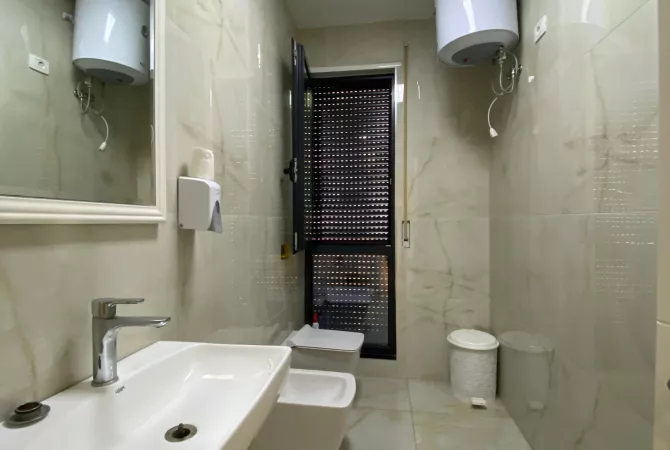 📢Jepet Zyre me Qira ne Qender prane Bulevardit Zogu i Pare!