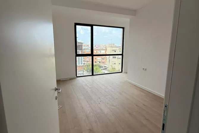 📅Jepet Ambient Zyre me Qira te Golden Tower, Rruga Mine Peza!