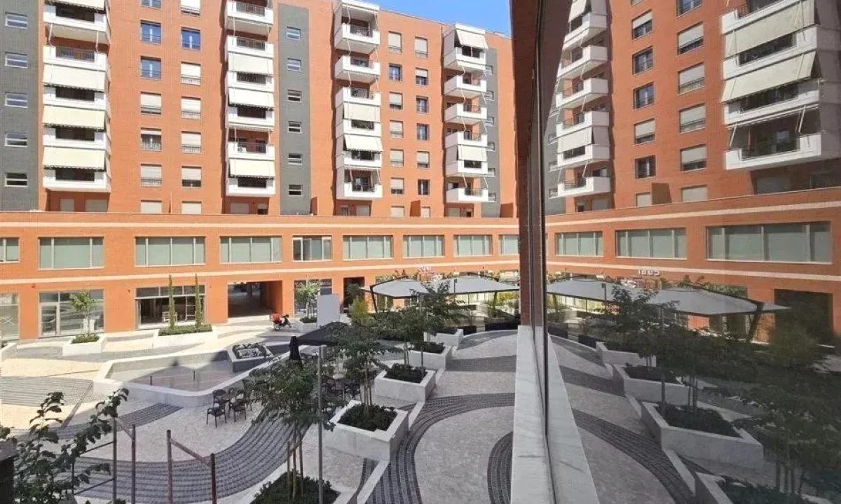 🌇Jepet Dyqan Komercial me Qira ne Kompleksin Delijorgji, Rruga e Kavajes!