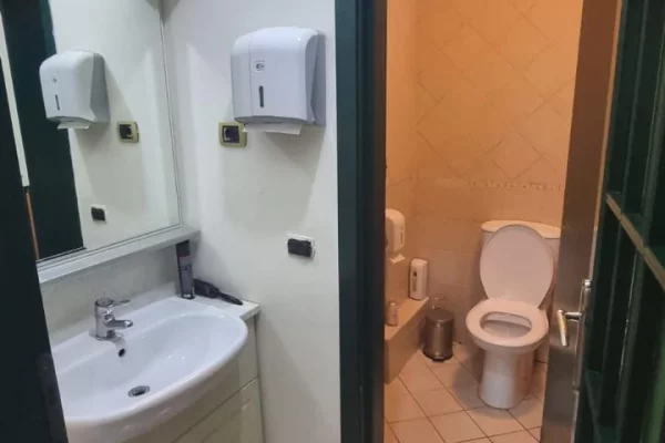 🏢Ambient Biznesi per Shitje te Sheshi Willson, ne Bllok!