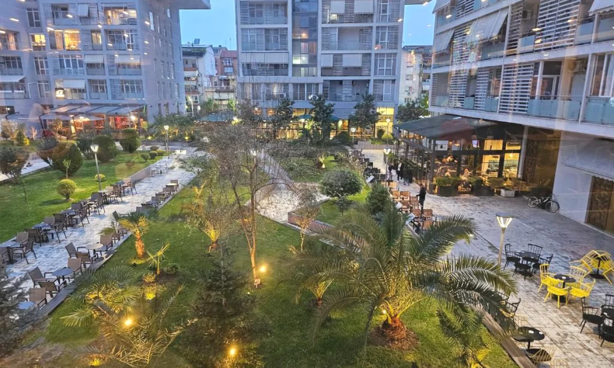 Shtepi ne shitje Apartament ne Tirane, 1+1, Mobilimi E mobiluar, Pagesa 210,000  Euro.