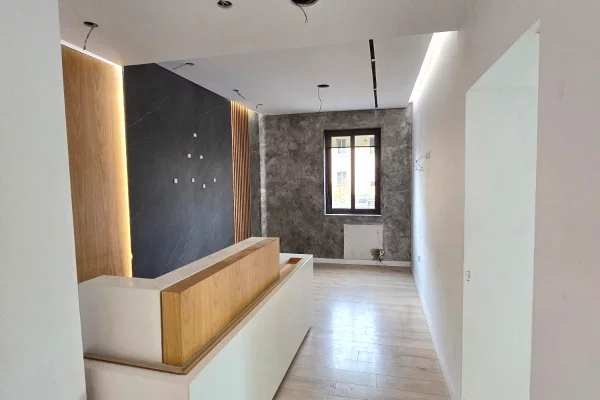 🏢Jepet Ambient Biznesi per Qira te Rruga e Durresit🔥