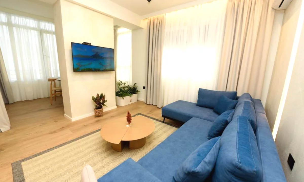 Shtepi ne shitje Apartament ne Vlore, 2+1, Mobilimi E mobiluar, Pagesa 310,000  Euro.