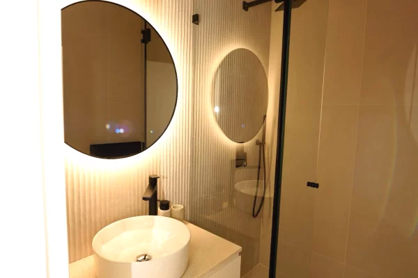 Shtepi ne shitje Apartament ne Vlore, 2+1, Mobilimi E mobiluar, Pagesa 310,000  Euro.