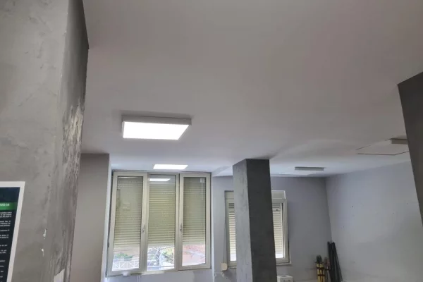 Business Property for Rent 3+1 in Tirana - 550 Euro