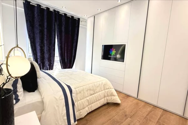 Shtepi ne shitje Apartament ne Tirane, 2+1, Mobilimi E mobiluar, Pagesa 297,000  Euro.