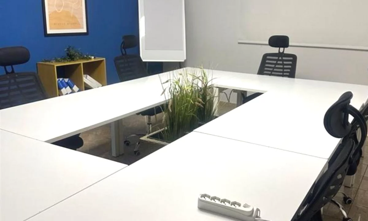 🏢Zyre me Qira me Vendodhje ne Bllok, Tirane!