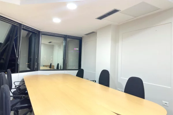 🏢Zyre me Qira te Kullat Binjake, Bulevardi Deshmoret e Kombit!