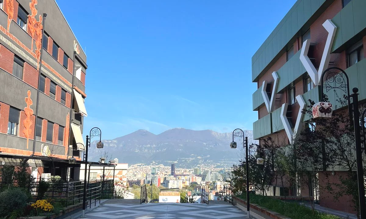 Appartamento in vendita a Tirana 2+1, Vuoto