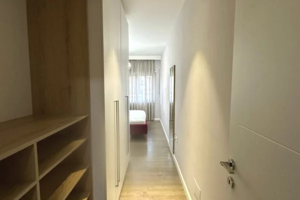 Shtepi ne shitje Duplex(shtepi me 2 kate) ne Tirane, 3+1, Mobilimi E mobiluar, Pagesa 249,900  Euro.