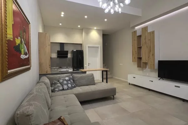 Shtepi ne shitje Duplex(shtepi me 2 kate) ne Tirane, 3+1, Mobilimi E mobiluar, Pagesa 249,900  Euro.