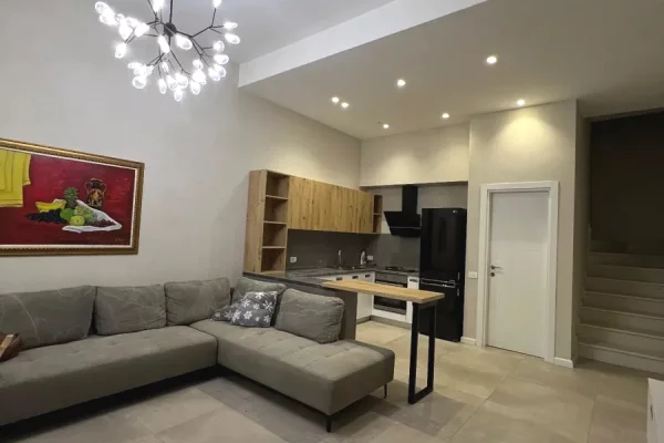 Shtepi ne shitje 3+1 ne Tirane - 249,900 Euro